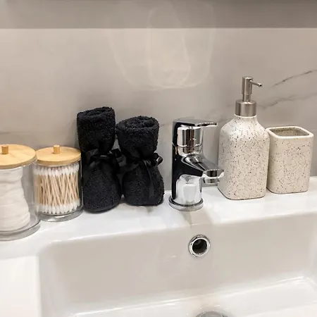 D1 Apartment *
